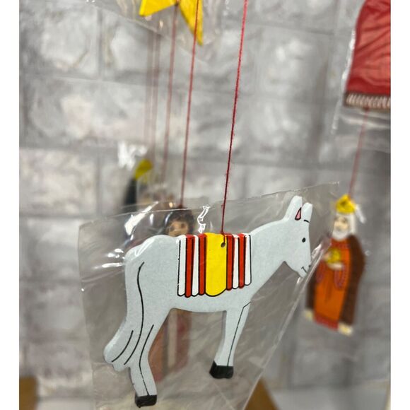 Hand Painted Christmas Kinetic Art Wood Nativity Mobile Creche Decor Festive - Picture 10 of 12